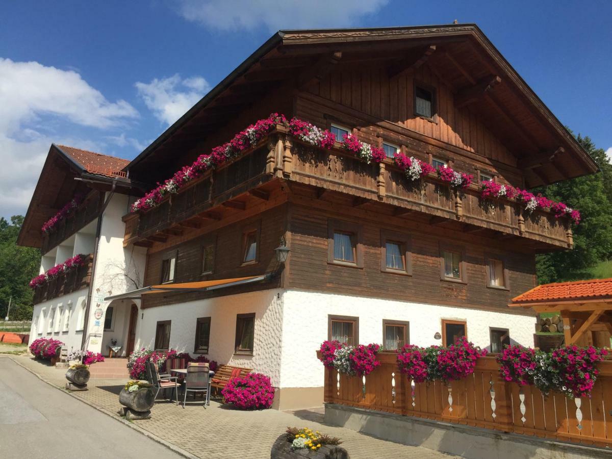 Hotel Gastehaus Reichle Tannheim Exterior foto